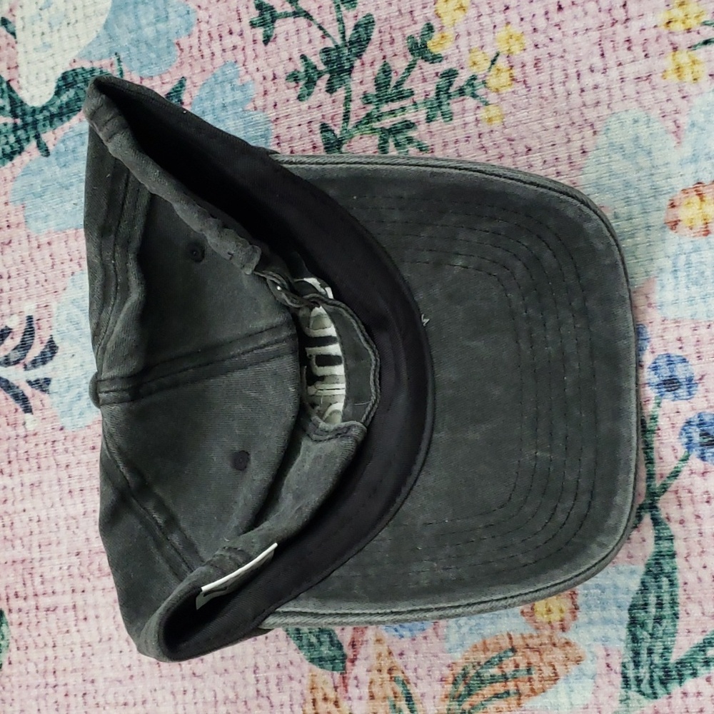 Fantasy reader hat - Picture 2 of 3